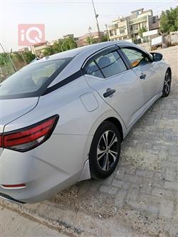 نیسان سێنترا